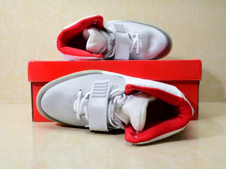 Adidas Air Yeezy 2 Nrg 新款Yeezy二代侃爷韦斯特篮球鞋 (23)