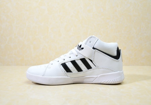 Adidas VARIAL MID 邓超同款 三叶草高帮休闲板鞋 (13)