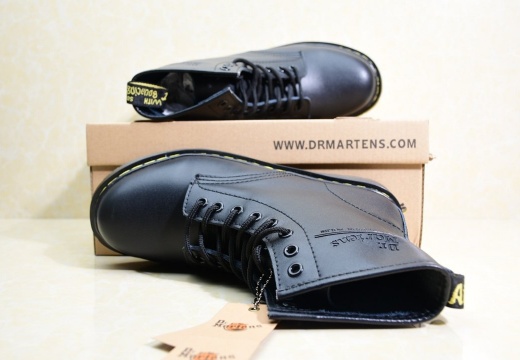 Dr.Martens马尔代夫复古靴 二层牛皮 秋冬款上新！固特异马丁靴 (1)