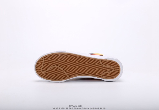 开拓者 日式解构美学SACAI联名 x Nike Blazer重叠  (9)