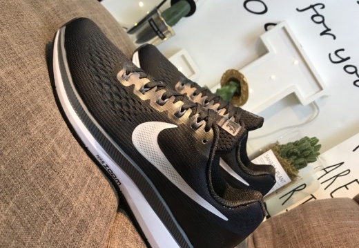 NIKE AIR ZOOM PEGASUS 34登月34代 (45) (785 visits) NIKE AIR ZOOM PEGASUS 34登月34代 (45)