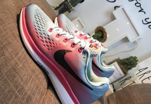 NIKE AIR ZOOM PEGASUS 34登月34代 (59) (837 visits) NIKE AIR ZOOM PEGASUS 34登月34代 (59)