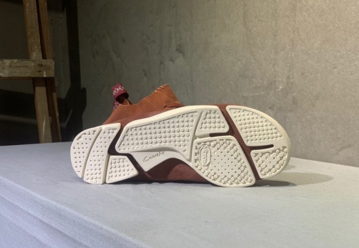 Clarks ORIGINALS 其乐创新设计 第一代 “三瓣鞋”  (6)