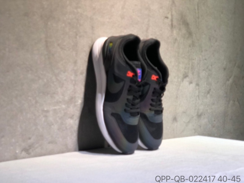 Nike Air Paranois华夫跑鞋 (2).jpg