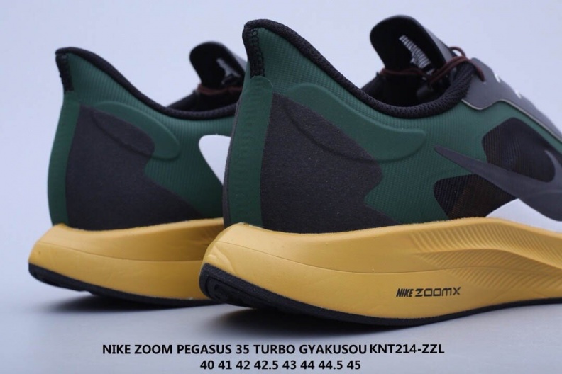 Nike Zoom Pegasus 35 Turbo 登月35代 (18).jpg