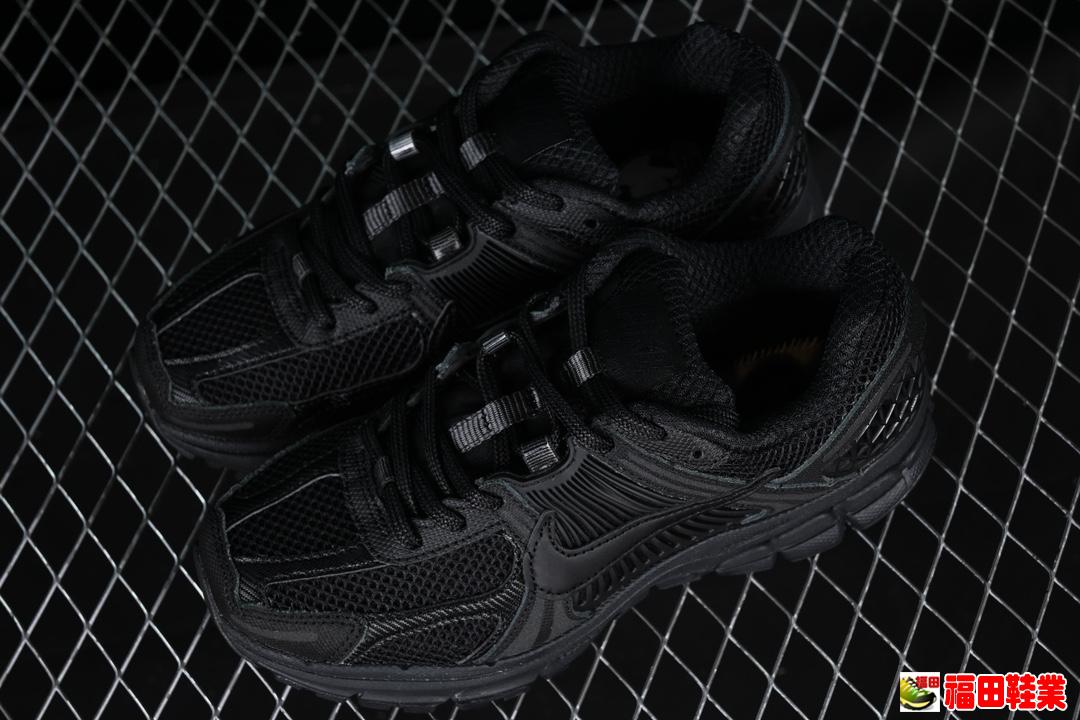 Nike Zoom Vomero 5 SP 佛莫罗5代系列慢跑鞋 BV1358-003