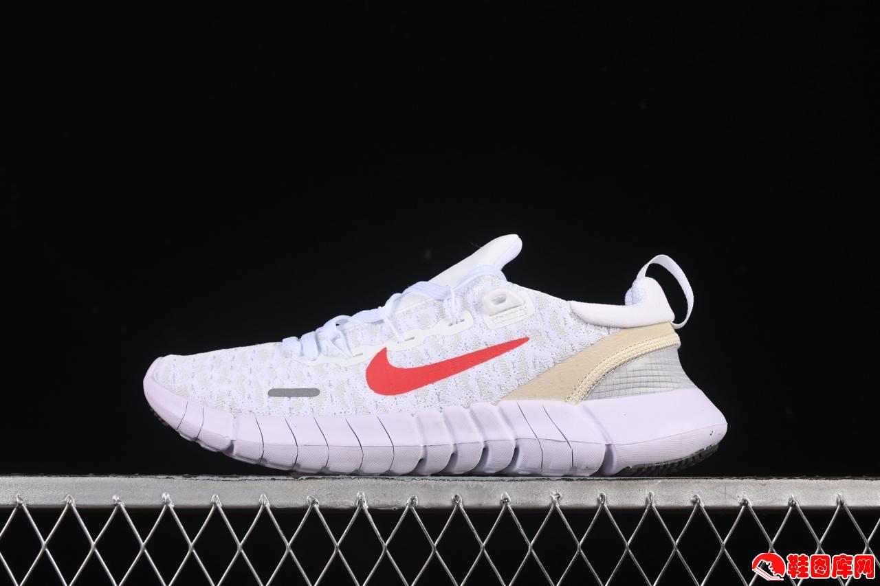 Nike Free RN 5.0赤足跑鞋｜6mm低落差+鱼骨切割｜20%回收环保科技