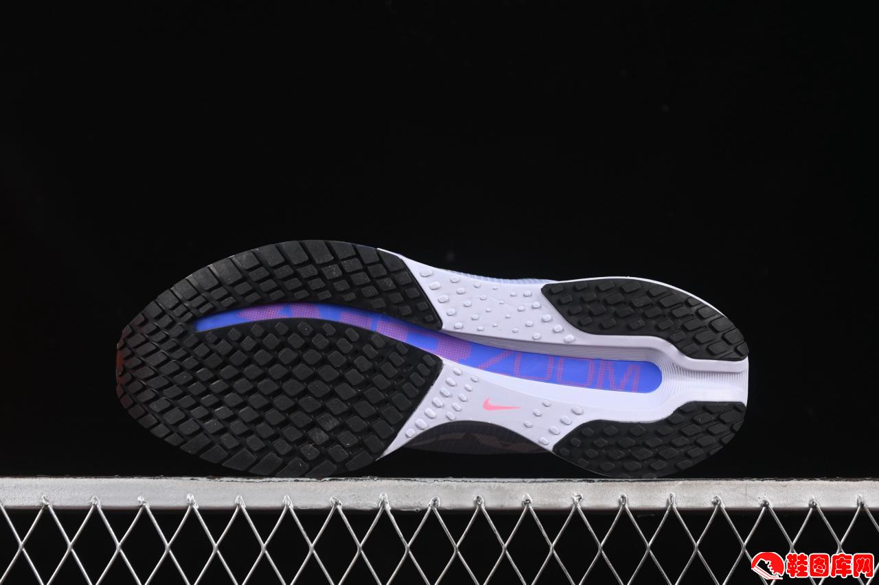 Nike Pegasus Premium跑鞋｜全掌可视化Air Zoom气垫+45mm堆叠｜旗舰缓震