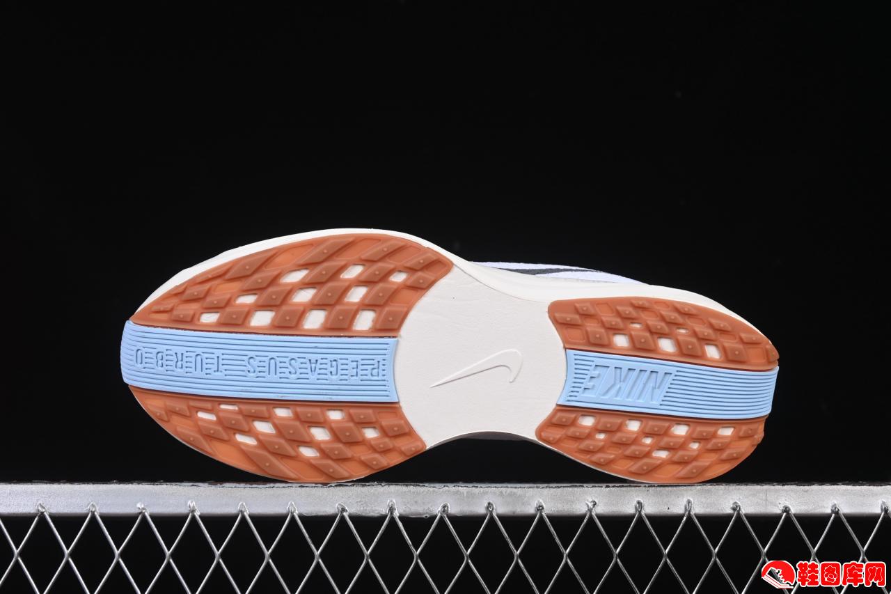 Nike飞马35 Air Zoom气垫缓震跑鞋 Flywire飞线动态包裹 工程网眼透气运动鞋