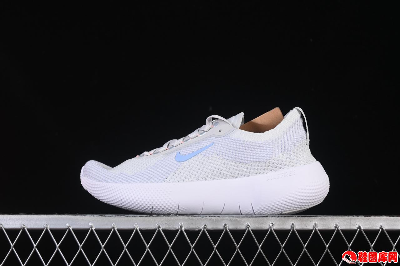 Nike Free 2025 新款飞织跑鞋：卓越透气与精准缓震，打造自然律动体验
