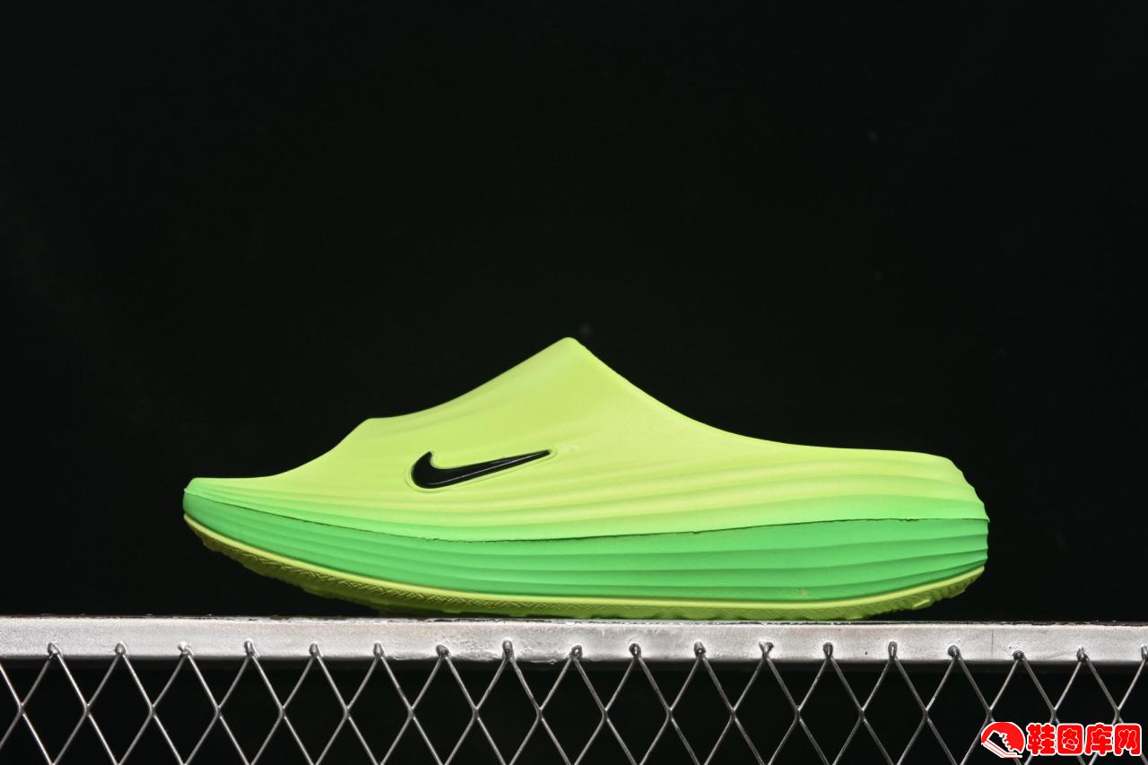詹姆斯同款Nike ReactX凉鞋：夏日出街与运动恢复的完美伴侣