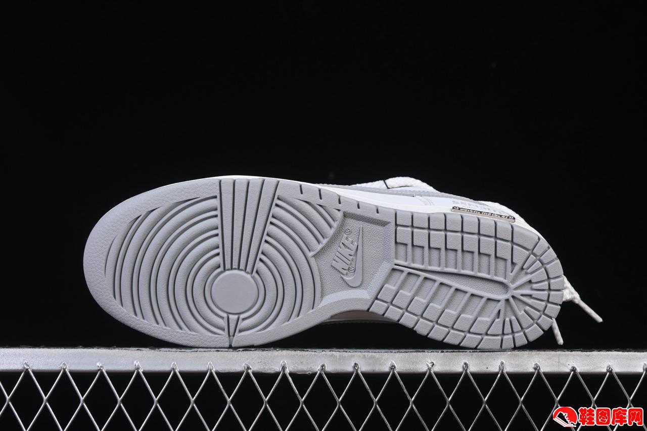 Nike SB Dunk Low周年