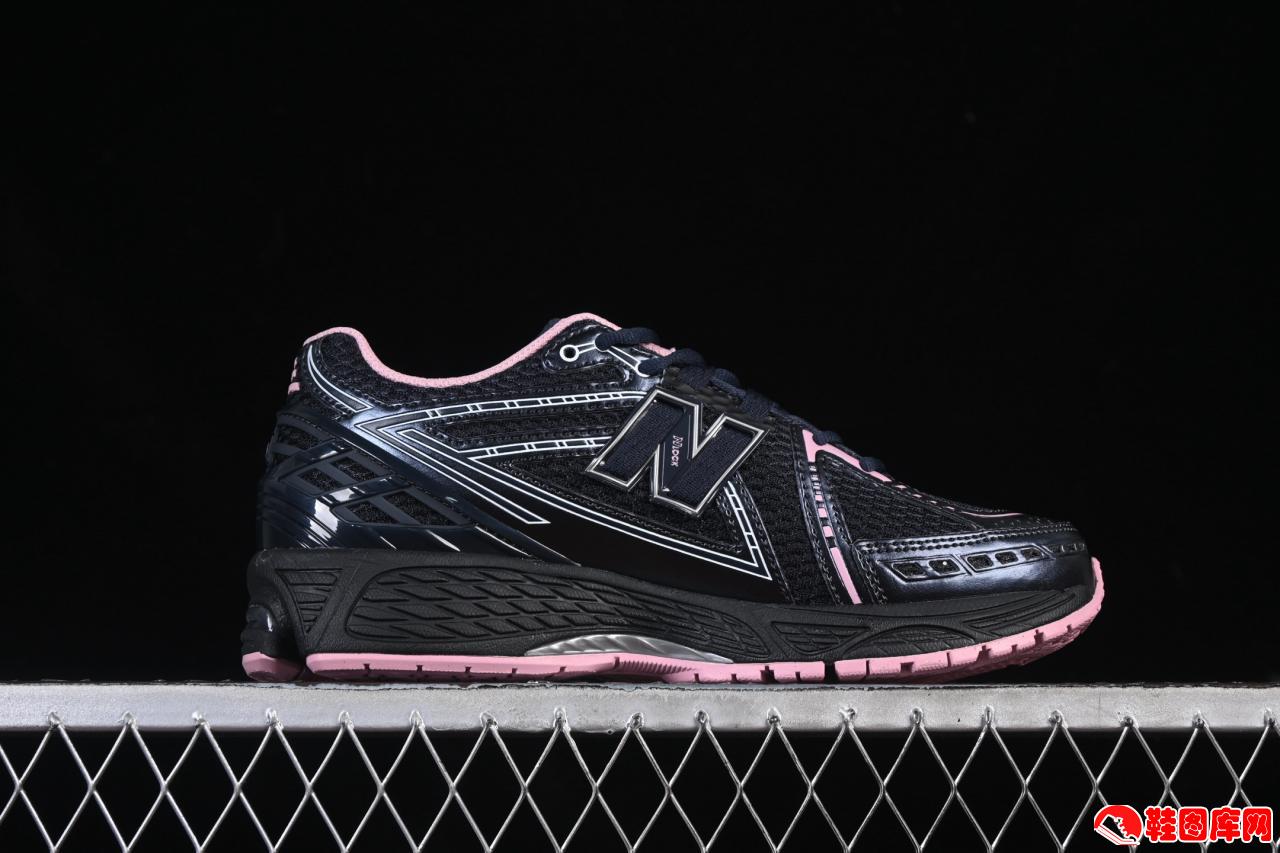 New Balance 1906系列复古老爹鞋：轻质牛剖革拼接网眼，T-Beam支撑与外露缓震科技重塑舒适慢跑体验