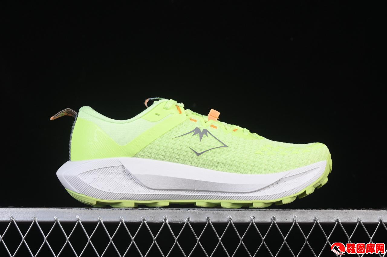 Asics Gel-Trabuco 13 亚瑟士复古缓震跑步鞋：360°环绕GEL科技