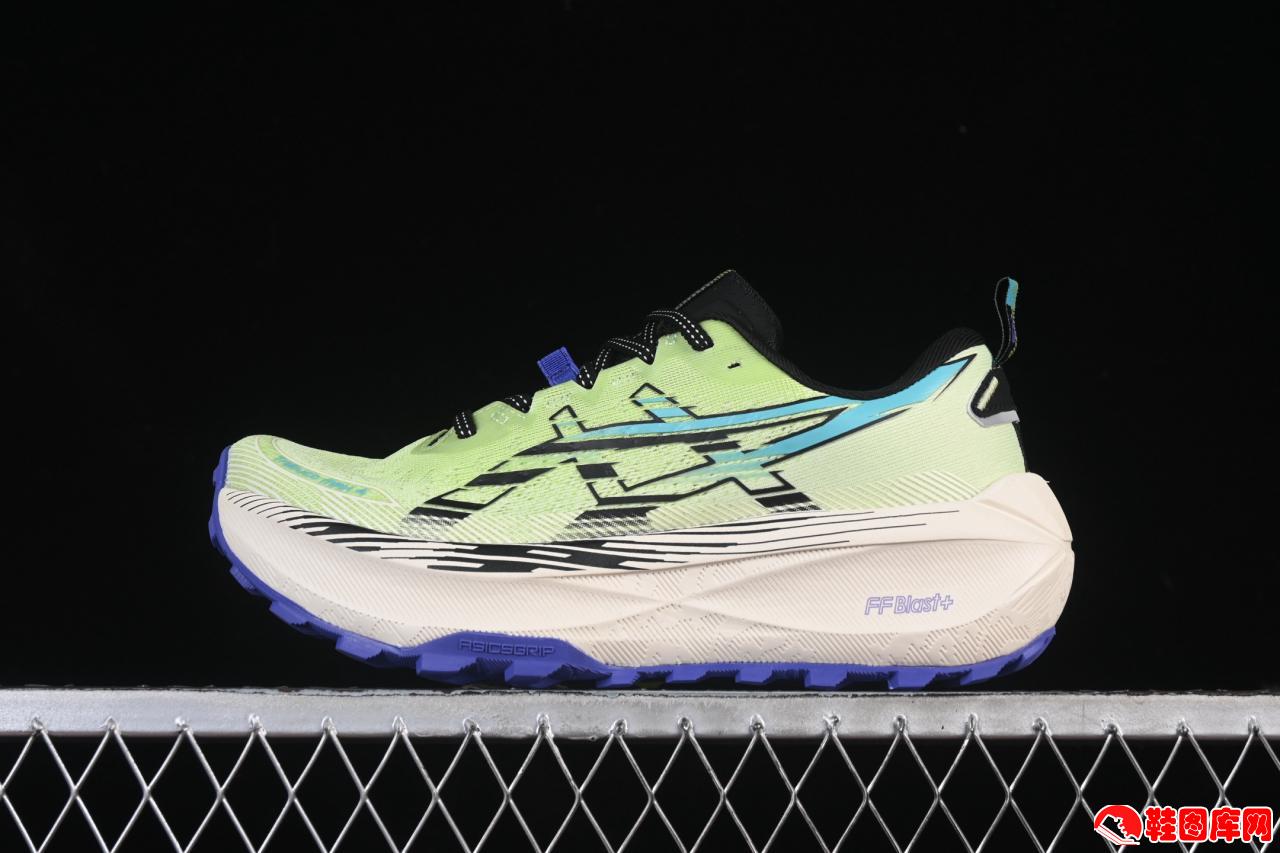 Asics Trabuco Max 4 亚瑟士专业跑鞋：FF BLAST™ PLUS缓震科技与透气设计