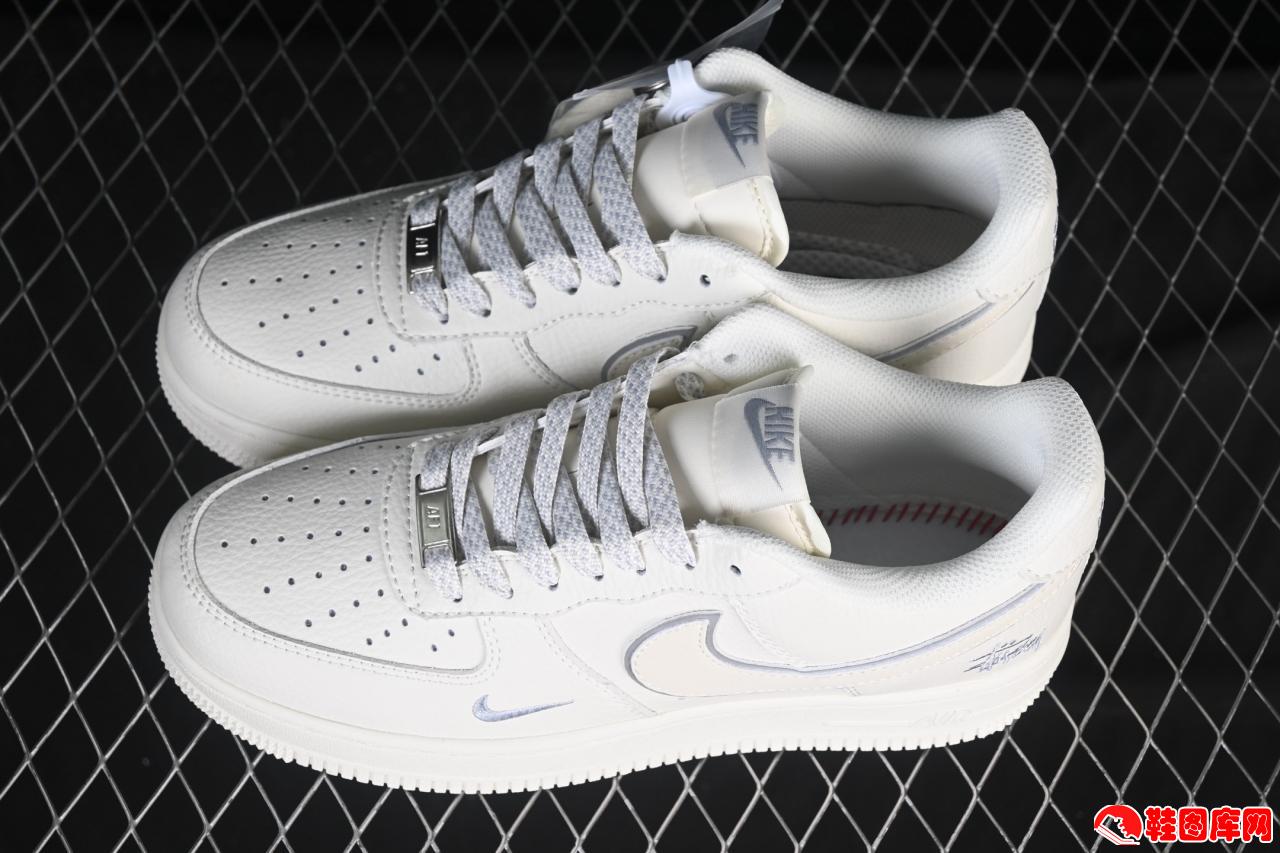 Nike Air Force 1'07 Low 斯图西联名款米色板鞋：原楦工艺重塑经典，奢华细节诠释
