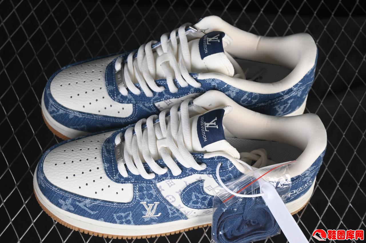 Nike Air Force 1'07 Low LV联名白海军蓝板鞋：原楦工艺与奢华细节，重塑联名潮流新高度