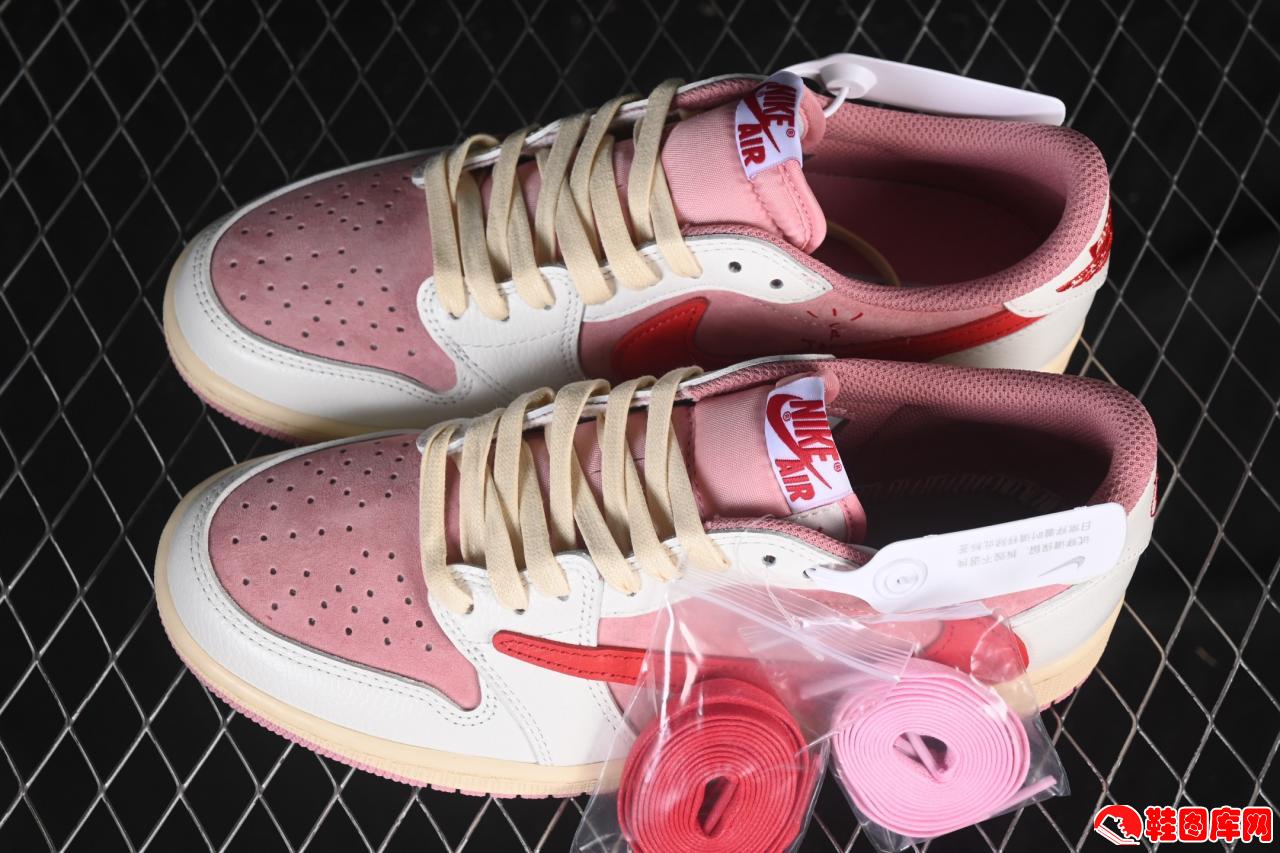 Travis Scott x Air Jordan 1 Low OG AJ1 倒勾联名款：颠覆性设计与做旧工艺
