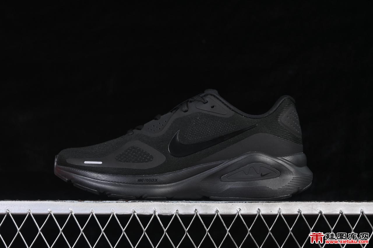 动态支撑新标杆：Nike Air Zoom Structure 26 跑鞋实测与选购指南