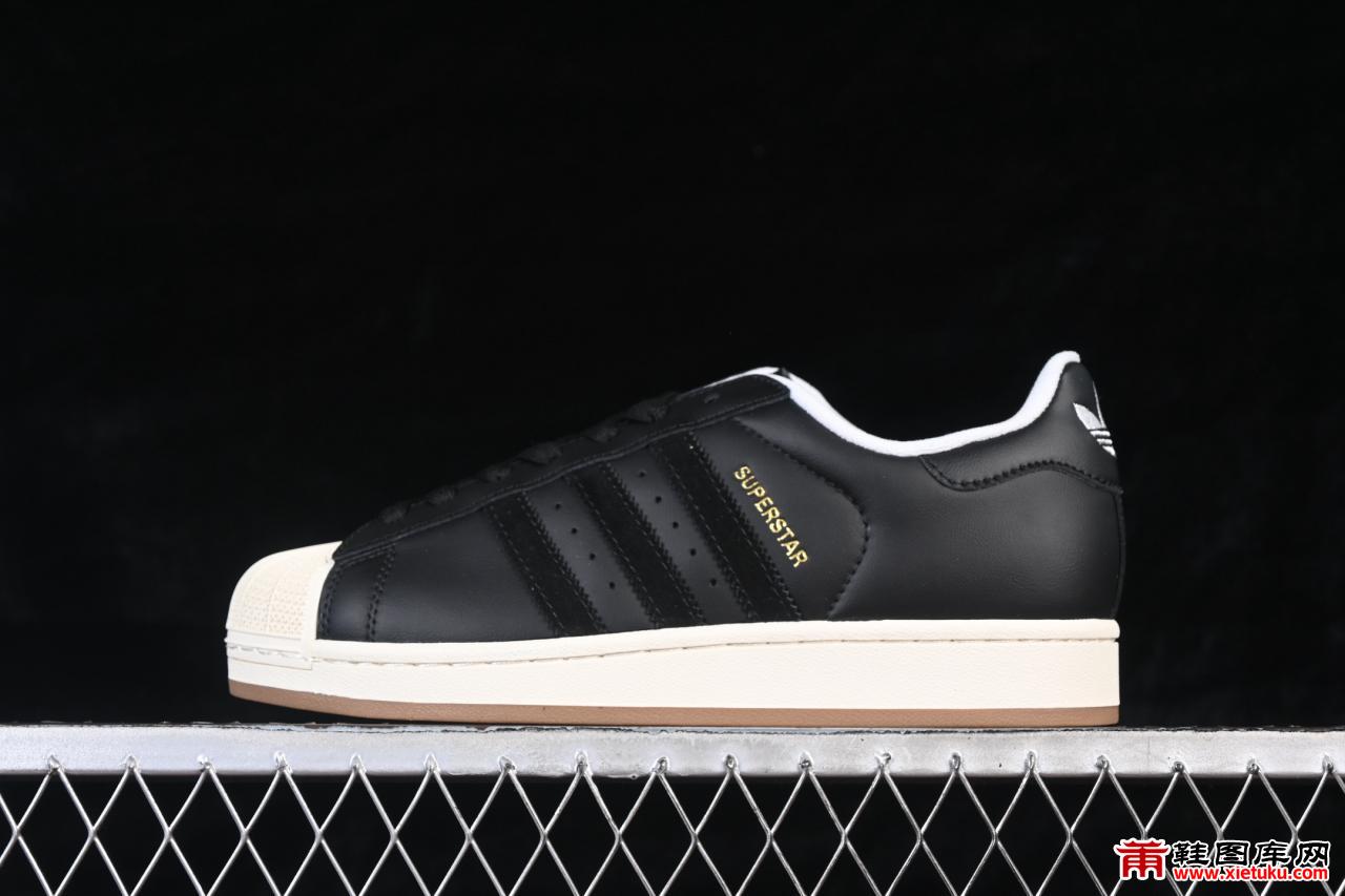 历久弥新经典款：Adidas Superstar II 贝壳头板鞋穿搭全指南