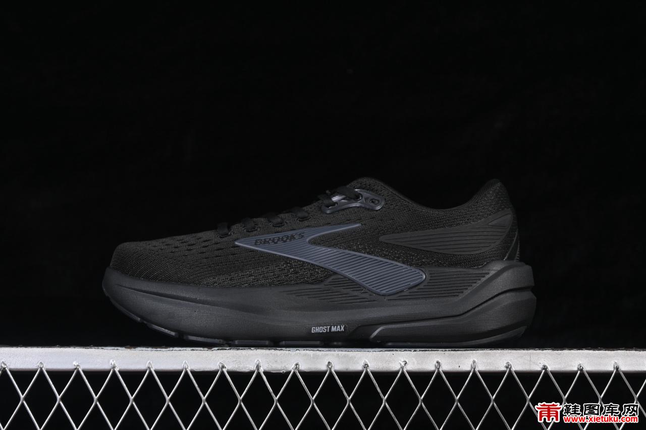布鲁克斯Ghost Max 3马拉松跑鞋评测：从极致减震到竞速表现，揭秘其如何平衡舒适与速度
