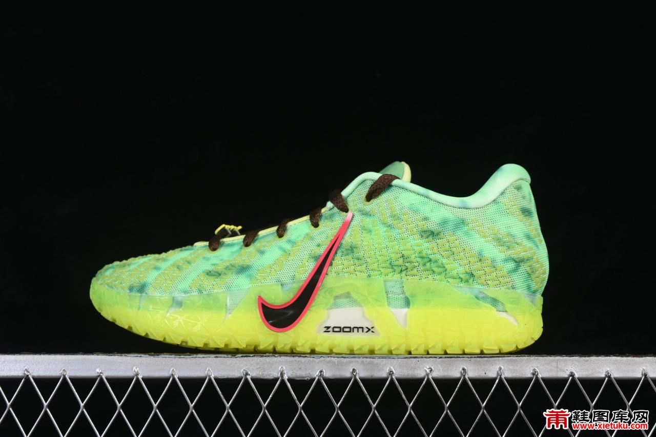 Nike JA 3 EP 实战评测：低帮设计如何助力突破变向，释放球场速度与爆发力