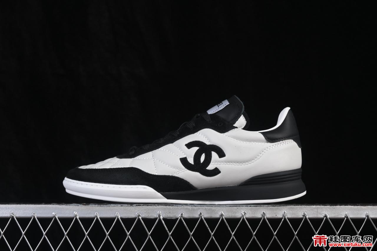 当高级定制遇见街头经典：Chanel德训鞋的优雅进化论