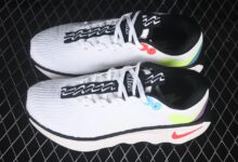 Nike Motiva 上脚就停不下来！这波浪底走路像有人推着你走 FJ1058-100 透气缓震
