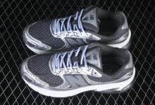 New Balance 2010系列复古休闲跑步鞋U20108LO鞋面柔软麂皮搭配尼龙网布特别透气复古感强